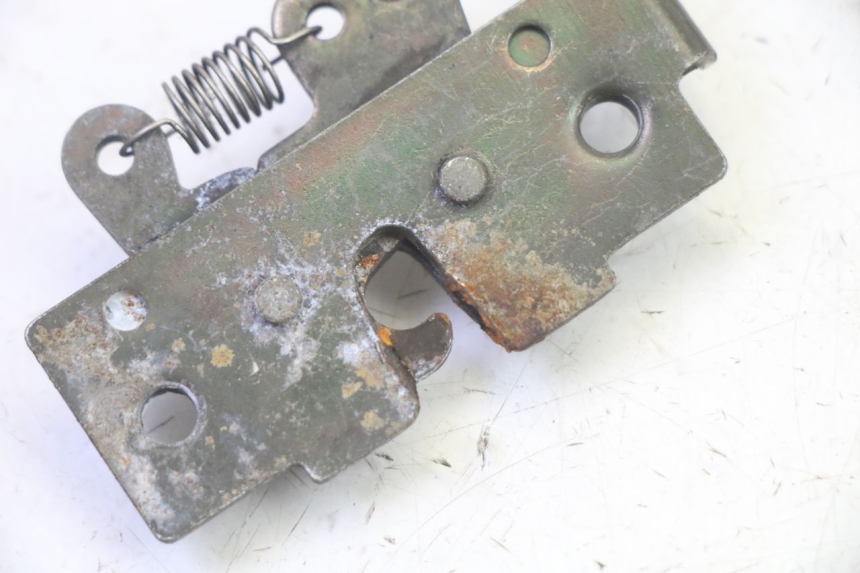 photo de SEAT LOCK SET ADIVA AD3 300 (2014 - 2020) - Technical close-up