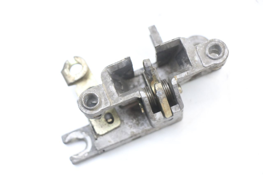 photo de SEAT LOCK KYMCO AGILITY 4T 50 (2005 - 2018) - Zoom on usage condition