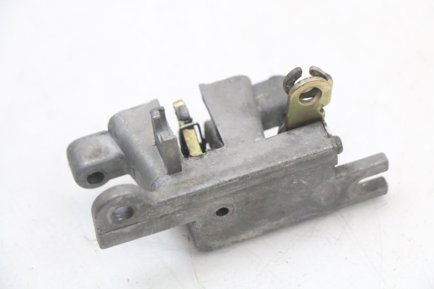 photo de SEAT LOCK KYMCO AGILITY 4T 50 (2005 - 2018) - Alternative perspective