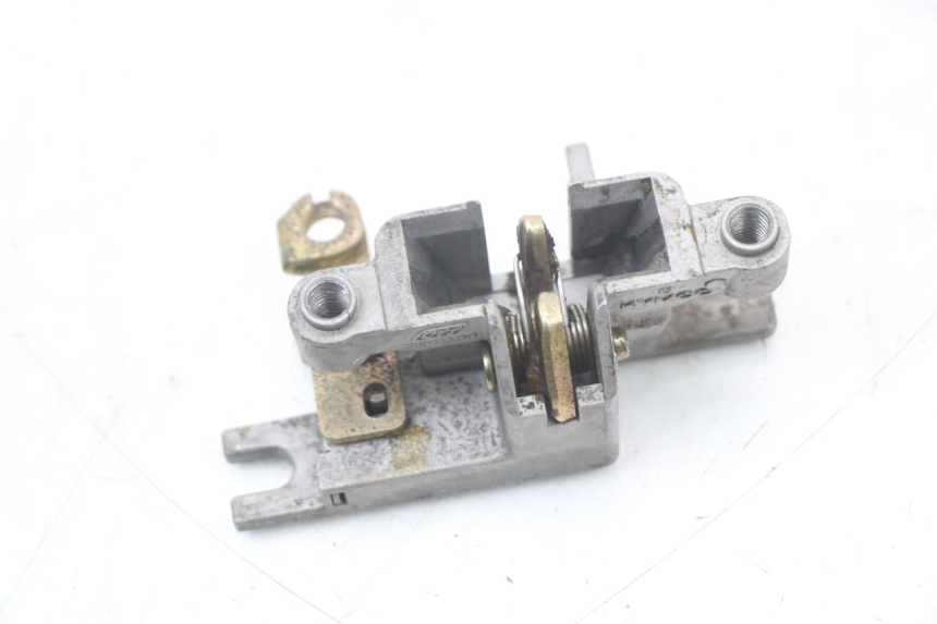 photo de SEAT LOCK KYMCO AGILITY 4T 50 (2018 - 2022) - Zoom on usage condition