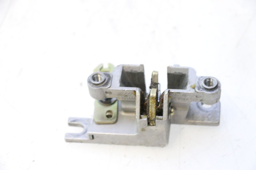photo de SEAT LOCK SET KYMCO AGILITY CITY 2T 50 (2008 - 2016) - Alternative perspective