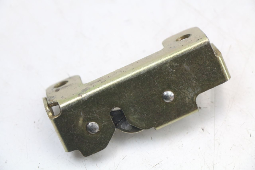 photo de SEAT LOCK KYMCO AGILITY RS 4T 50 (2009 - 2013) - Zoom on usage condition