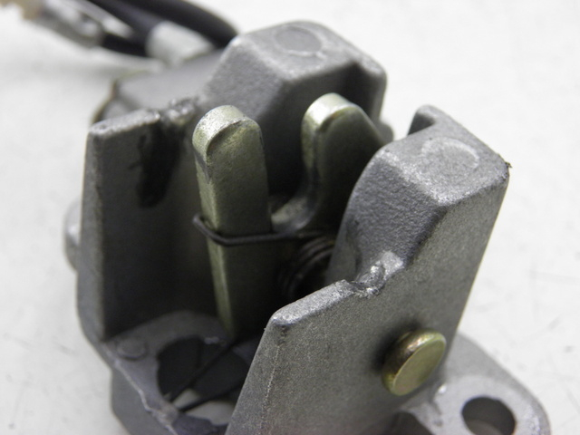 photo de SEAT LOCK SET BAOTIAN BT 50 QT-9 50 (2006 - 2009) - Zoom on usage condition