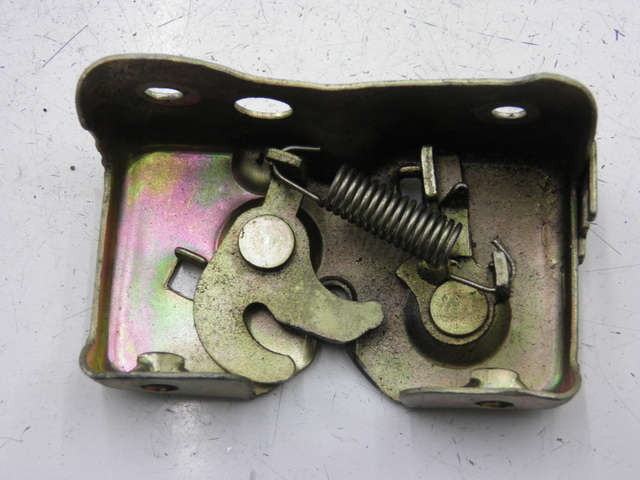 photo de SEAT LOCK SET BENZHOU YY50QT31 VINTAGE 50 (2009 - 2012) - Component detail