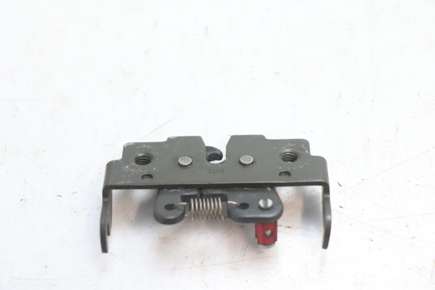 photo de SEAT LOCK MBK BOOSTER SPIRIT 50 (2004 - 2017) - Alternative perspective