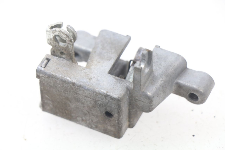 photo de SEAT LOCK YAMAHA BW'S BWS 125 (2010 - 2013) - Zoom on usage condition