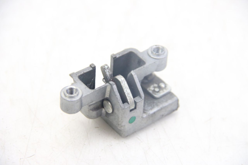 photo de SEAT LOCK YAMAHA BW'S BWS 125 (2010 - 2013) - Component detail