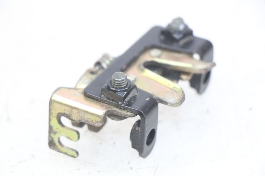 photo de SEAT LOCK SYM CROX 4T 50 (2016 - 2023) - Zoom on usage condition