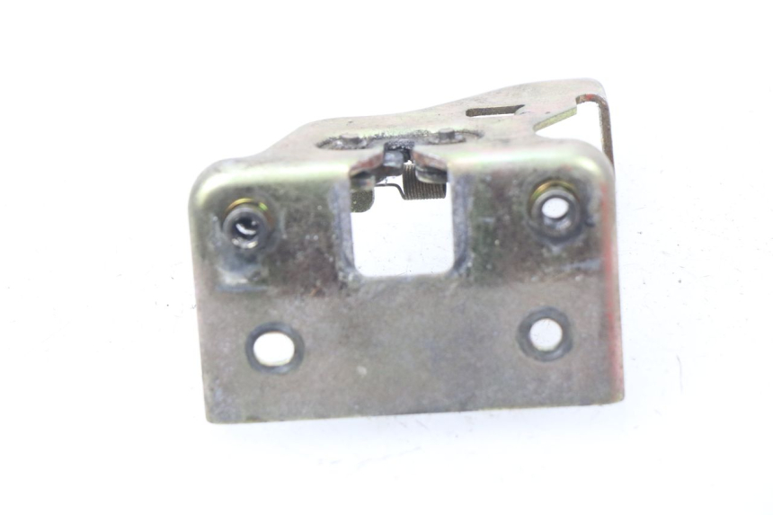 photo de SEAT LOCK SET SYM DD 50 (2005 - 2011) - Zoom on usage condition