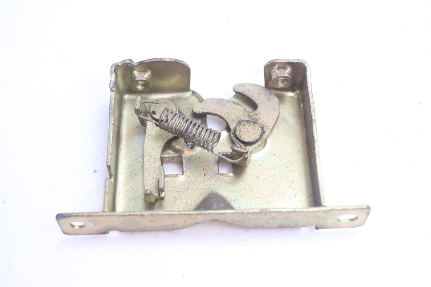 photo de SEAT LOCK SET KEEWAY F-ACT NAKED 50 (2009 - 2014) - Main view