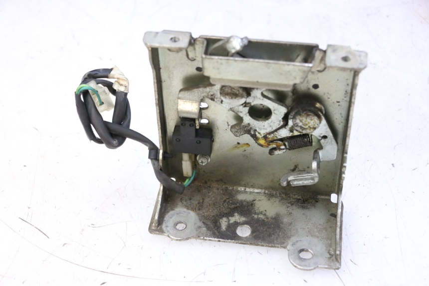 photo de SEAT LOCK SET HONDA FES S-WING SWING ABS 125 (2007 - 2015) - Main view