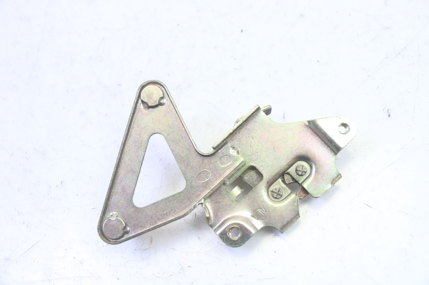 photo de SEAT LOCK SYM FIDDLE 3 III 125 (2014 - 2020) - Zoom on usage condition