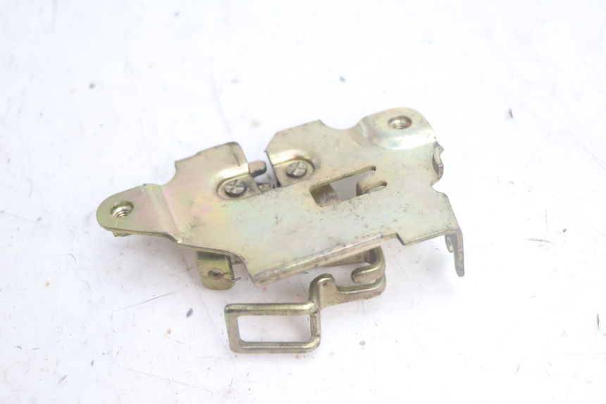 photo de SEAT LOCK SET SYM FIDDLE 3 III 50 (2014 - 2020) - Zoom on usage condition