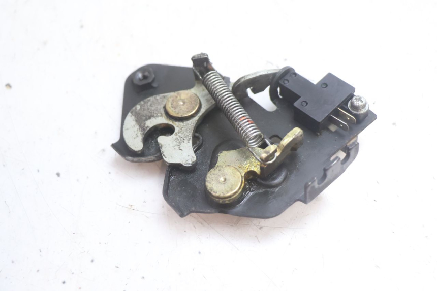 photo de SEAT LOCK SET HONDA FJS SILVER WING SILVERWING 400 (2005 - 2008) - Component detail