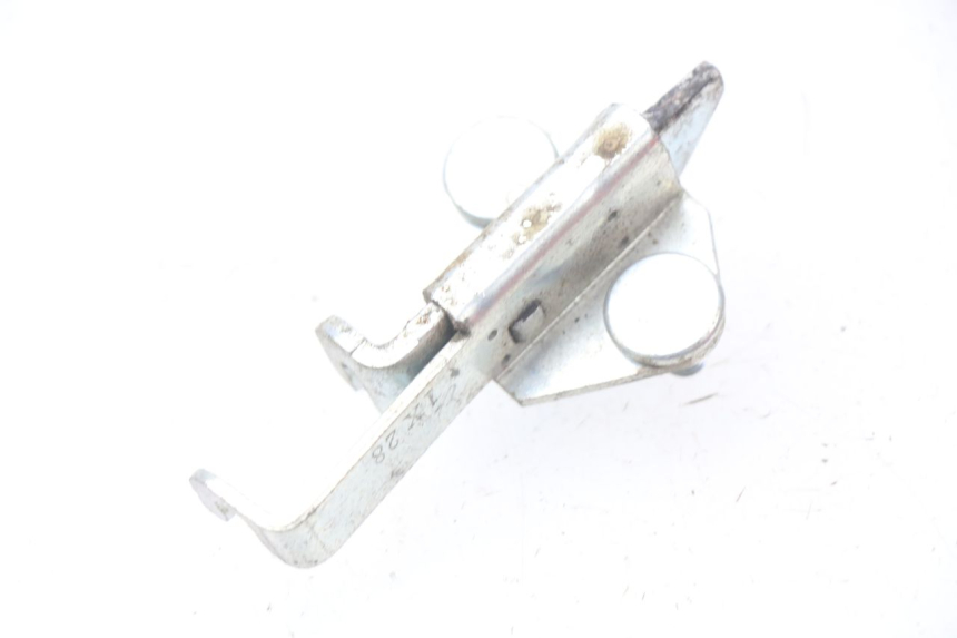 photo de SEAT LOCK SET YAMAHA FZ8 800 (2010 - 2016) - Zoom on usage condition