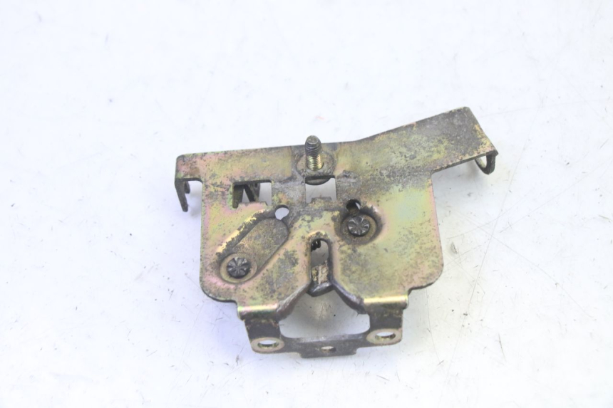 photo de SEAT LOCK SET KYMCO GRAND DINK 125 (2002 - 2007) - Zoom on usage condition