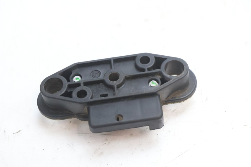 photo de SEAT LOCK SET SUZUKI GSR 600 (2005 - 2012) - Zoom on usage condition