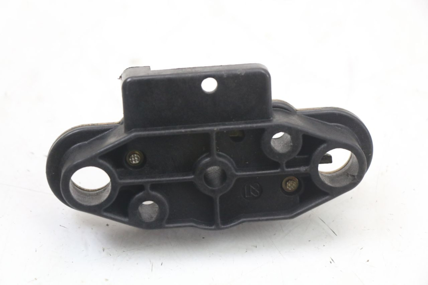 photo de SEAT LOCK KAWASAKI ZR7 ZR-7 S 750 (1999 - 2004) - Alternative perspective