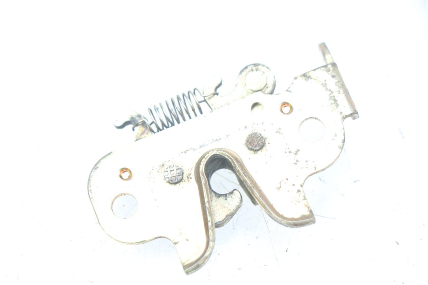 photo de SEAT LOCK PEUGEOT KISBEE 2T 50 (2010 - 2017) - Component detail