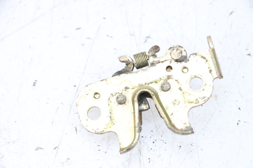 photo de SEAT LOCK PEUGEOT KISBEE 4T 50 (2010 - 2017) - Component detail