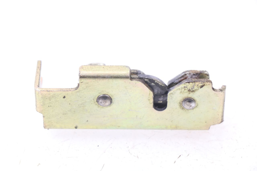 photo de SEAT LOCK SET KYMCO LIKE 2T 50 (2009 - 2018) - Zoom on usage condition