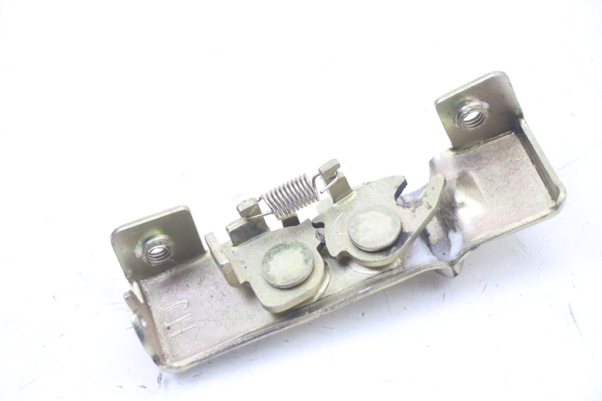 photo de SEAT LOCK SET LONGJIA SHARPY 125 (2020 - 2024) - Main view