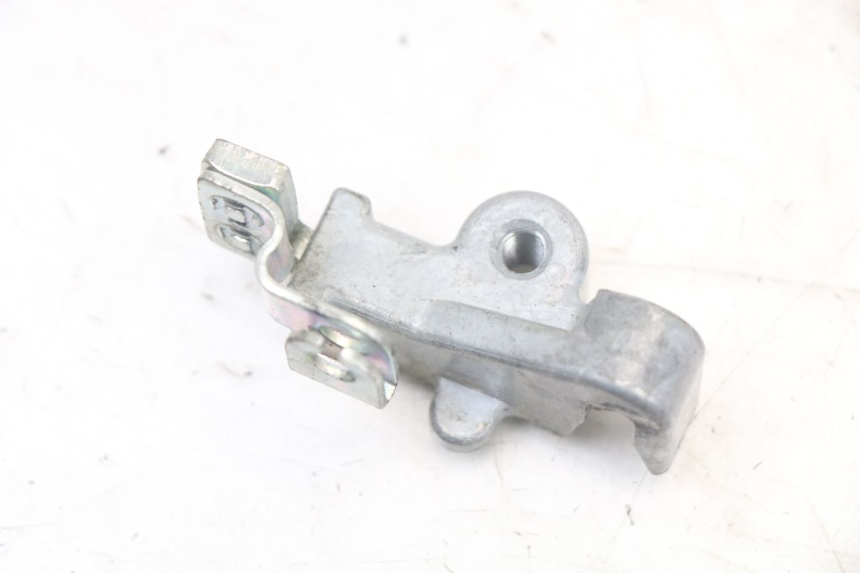 photo de SEAT LOCK SET MASAI SCRAMBLER SPORT 125 (2021 - 2025) - Zoom on usage condition