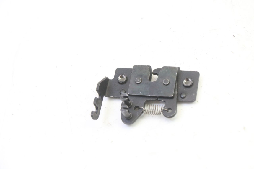 photo de SEAT LOCK SET PIAGGIO MP3 HPE 310 (2024 - 2025) - Component detail