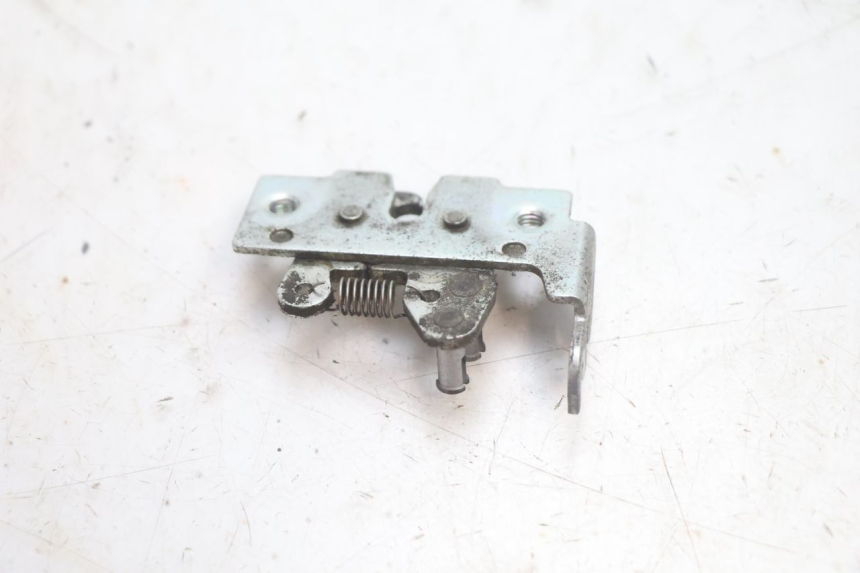photo de SEAT LOCK PIAGGIO MP3 125 (2006 - 2014) - Alternative perspective