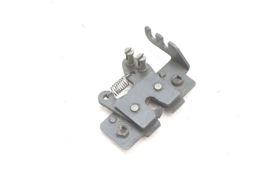 photo de SEAT LOCK SET PIAGGIO MP3 500 (2016 - 2018) - Zoom on usage condition