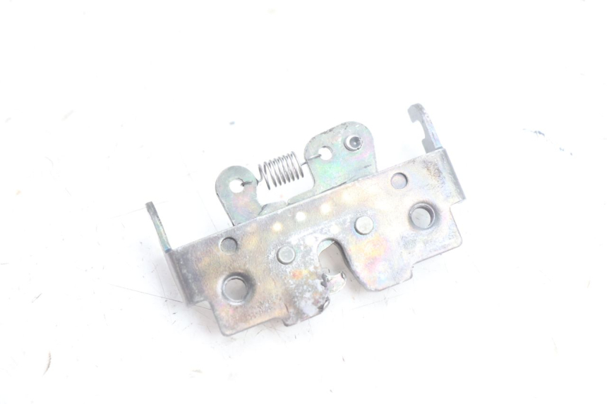 photo de SEAT LOCK SET YAMAHA NEO'S NEOS 2T 50 (1998 - 2007) - Zoom on usage condition