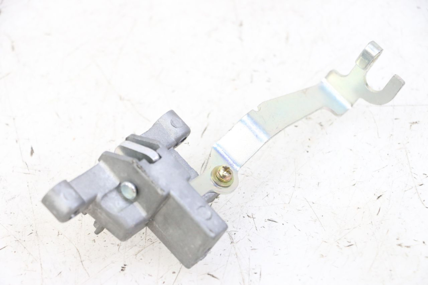 photo de SEAT LOCK SET JM MOTORS OLDIES GT 4T 50 (2018 - 2025) - Zoom on usage condition