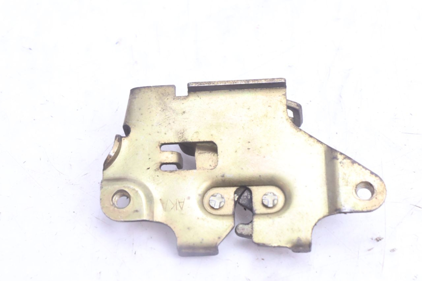 photo de SEAT LOCK SET SYM ORBIT 2 4T 50 (2008 - 2017) - Zoom on usage condition