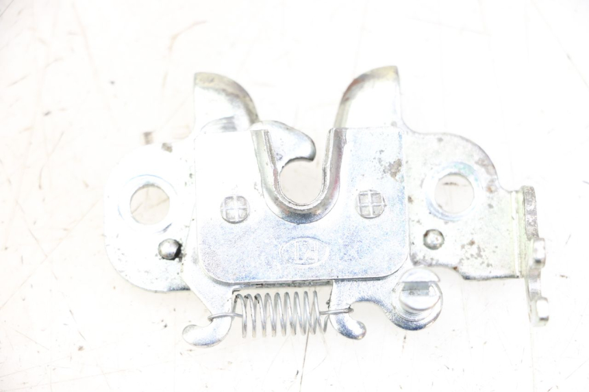 photo de SEAT LOCK PEUGEOT KISBEE 4T 50 (2018 - 2022) - Component detail