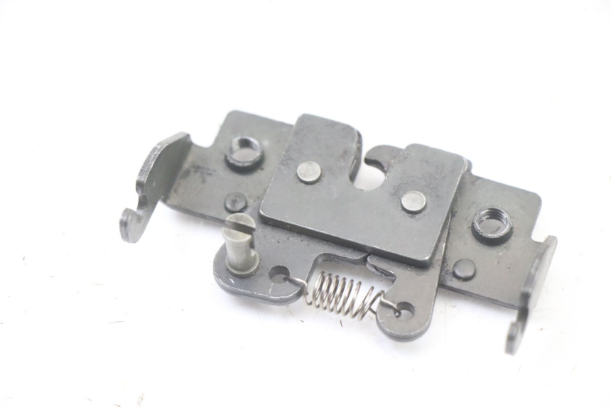 photo de SEAT LOCK PIAGGIO MP3 LT 400 (2007 - 2012) - Component detail