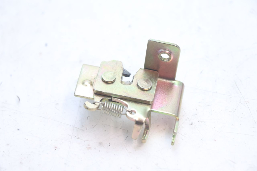 photo de SEAT LOCK SET JM MOTORS R-MAX TECH 50 (2024 - 2026) - Component detail