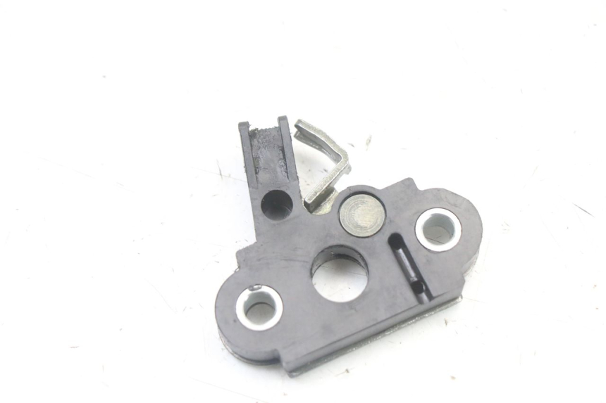 photo de SEAT LOCK SET ROYAL ENFIELD HYMALAYAN 410 (2016 - 2023) - Zoom on usage condition