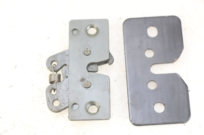 photo de SEAT LOCK PEUGEOT SATELIS 125 (2010 - 2012) - Main view