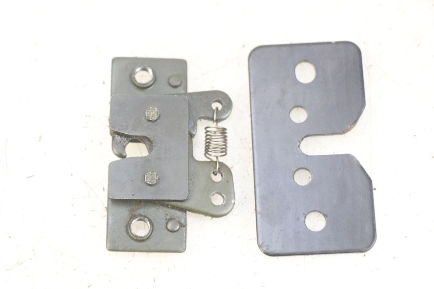 photo de SEAT LOCK PEUGEOT SATELIS 125 (2010 - 2012) - Component detail