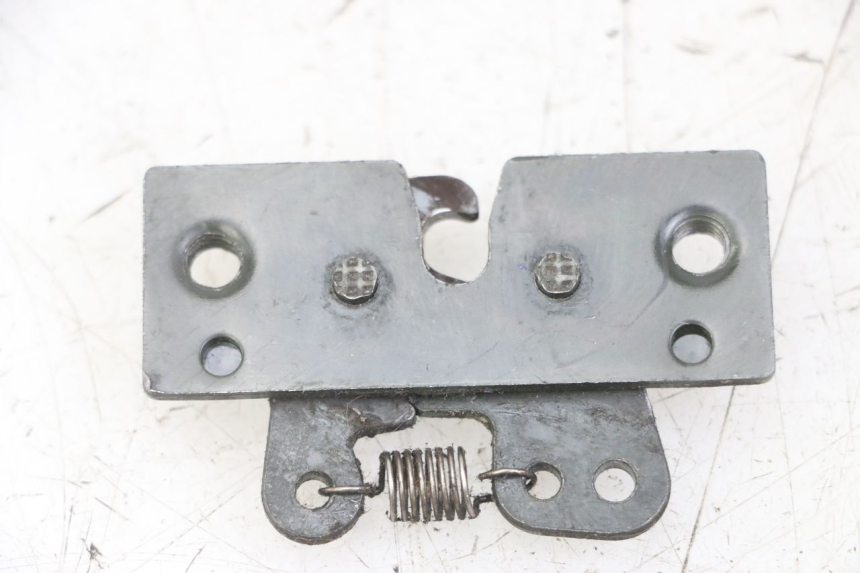 photo de SEAT LOCK SET PEUGEOT SATELIS 125 (2013 - 2018) - Main view