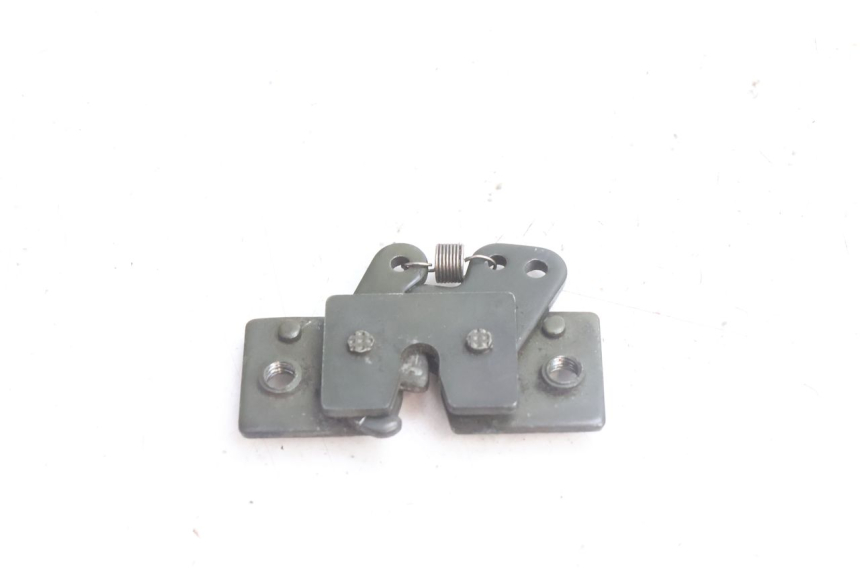 photo de SEAT LOCK PEUGEOT SATELIS 125 (2006 - 2009) - Component detail