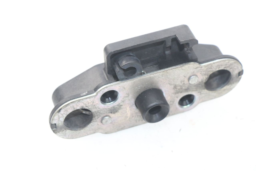 photo de SEAT LOCK SET SUZUKI SV S ABS 650 (2003 - 2009) - Component detail