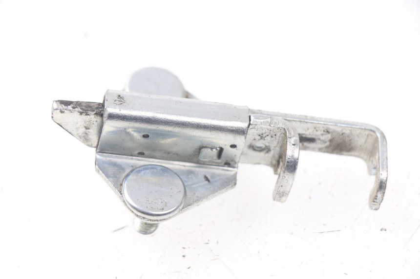 photo de SEAT LOCK SET YAMAHA TDM ABS 900 (2002 - 2014) - Zoom on usage condition