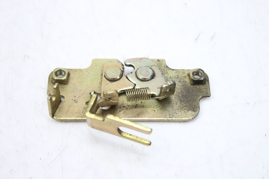 photo de SEAT LOCK PEUGEOT TWEET 125 (2010 - 2017) - Technical close-up