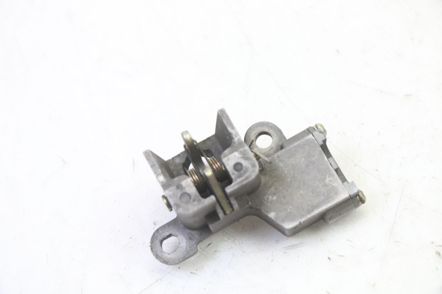 photo de SEAT LOCK PEUGEOT V-CLIC VCLIC 50 (2007 - 2013) - Zoom on usage condition