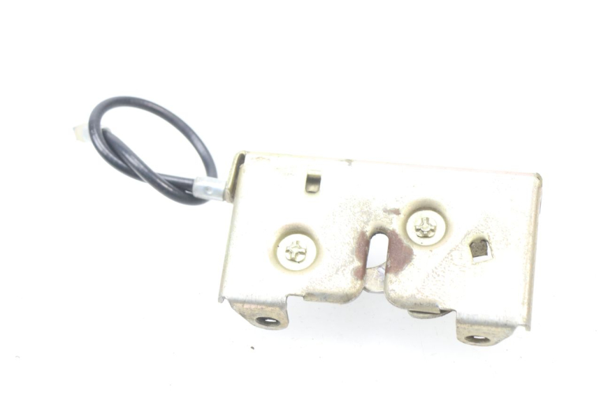 photo de SEAT LOCK SET RAZZO VENICE 50 (2009 - 2014) - Alternative perspective