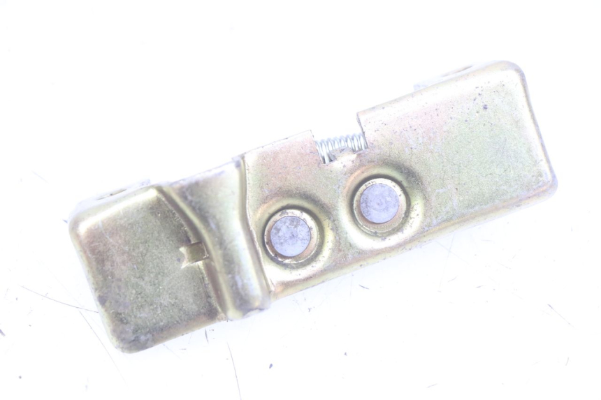 photo de SEAT LOCK DAELIM VJ ROADWIN FI 125 (2008 - 2017) - Alternative perspective