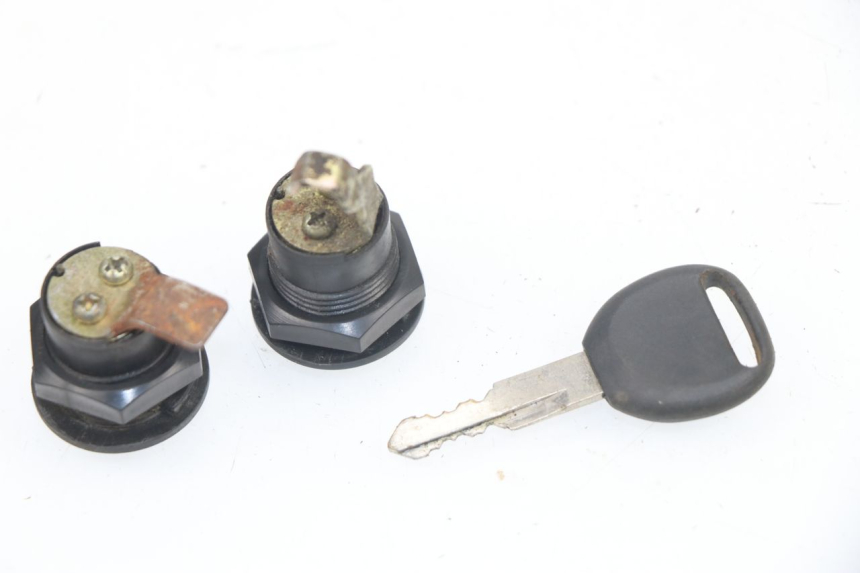 photo de SEAT LOCK SET BHM WACO 4T 50 (2008 - 2015) - Zoom on usage condition