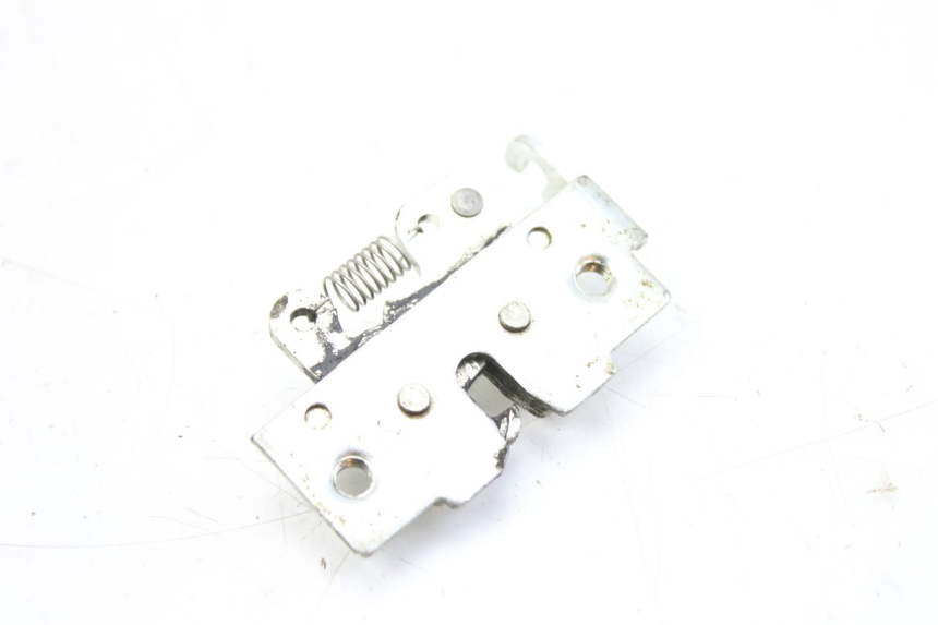 photo de SEAT LOCK YAMAHA XMAX X-MAX 125 (2006 - 2009) - Product overview