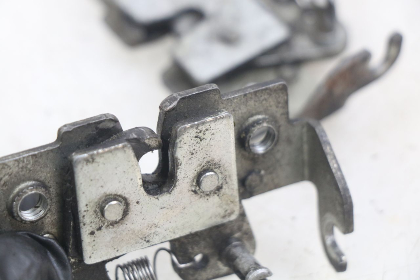 photo de SEAT LOCK YAMAHA X-MAX XMAX 250 (2006 - 2009) - Component detail